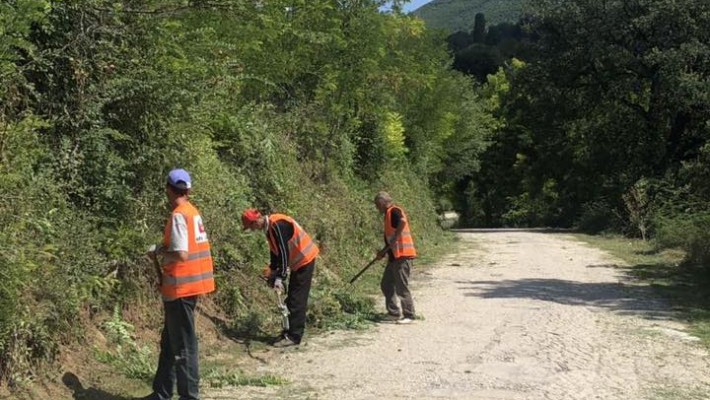 Vazhdojmë me pastrimin e rrugëve